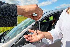 Dich vu thue tai xe lai xe